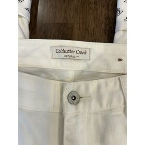 Coldwater Creek Natural Fit White Capri Pants Size 6